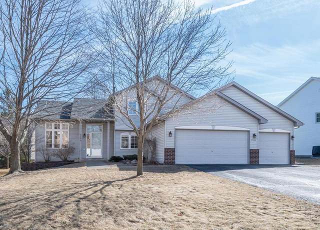 Property at 2359 Manuela Dr, Chaska, MN 55318, 4 beds, 3 baths