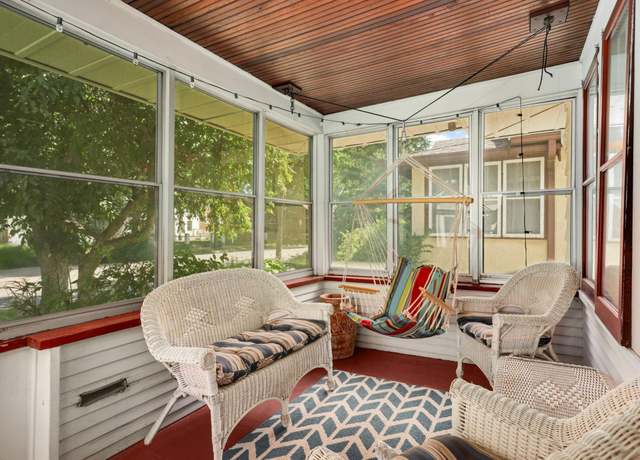 Property at 1914 Grand Ave, Saint Paul, MN 55105, 2 beds, 1 bath
