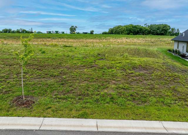Property at 2022 Saba Blvd, Mankato, MN 56001