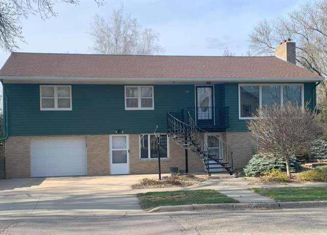 Property at 408 5th Ave W, Lamberton, MN 56152, 4 beds, 2 baths