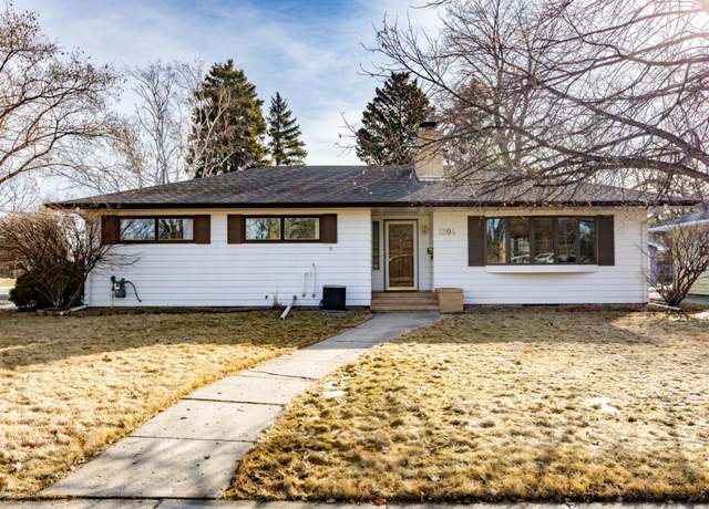 Property at 1204 15th St S, Moorhead, MN 56560, 3 beds, 2 baths