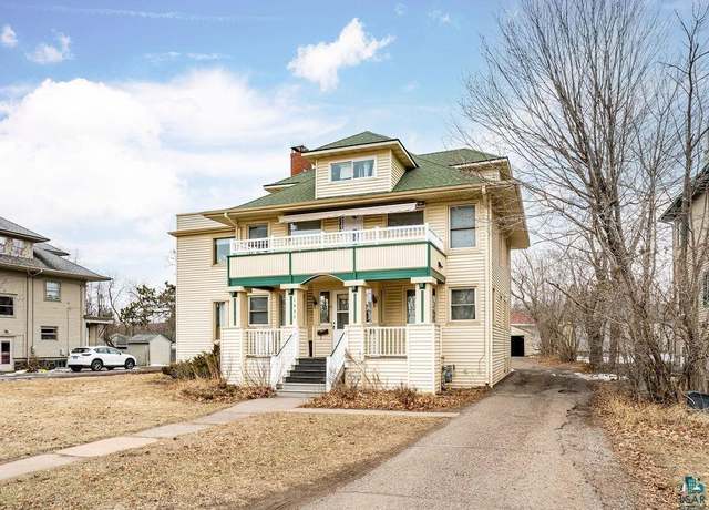 Property at 1837 Woodland Ave, Duluth, MN 55803, 6 beds, 3 baths