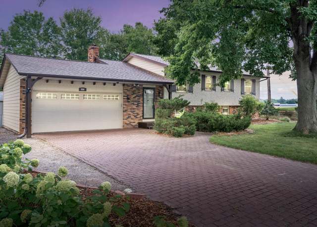 Property at 8900 29th Ave N, New Hope, MN 55427, 5 beds, 2 baths