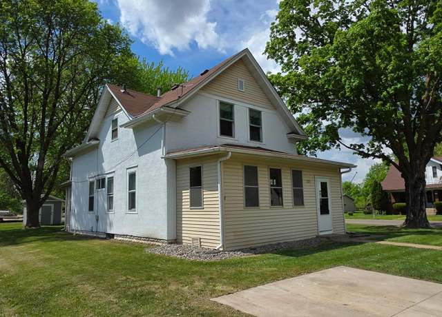 Property at 225 S Irving Ave, Rush City, MN 55069, 3 beds, 2 baths