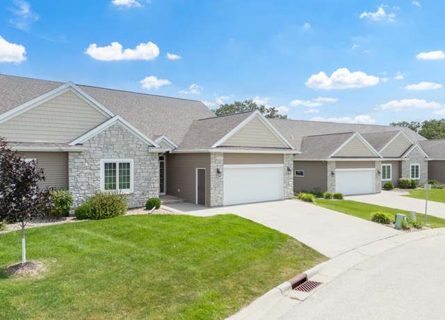 Property at 2838 Ivory Rd NE, Rochester, MN 55906, 3 beds, 3 baths