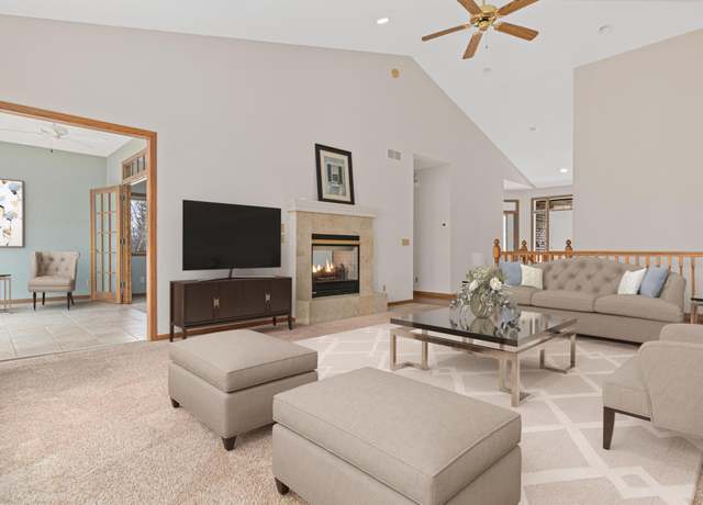 Property at 13021 Garvin Brook Ln, Apple Valley, MN 55124, 2 beds, 3 baths