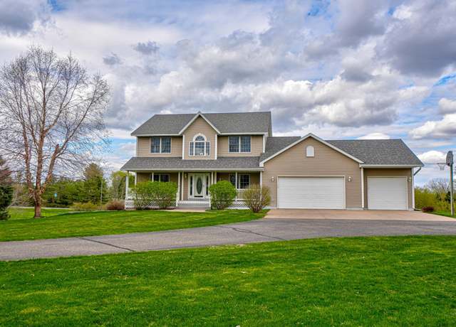 Property at 347 S Glover Rd, Troy Twp, WI 54022, 4 beds, 4 baths