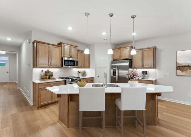 Property at 10454 Glenbrook Avenue South, Cottage Grove, MN 55016, 3 beds, 2 baths