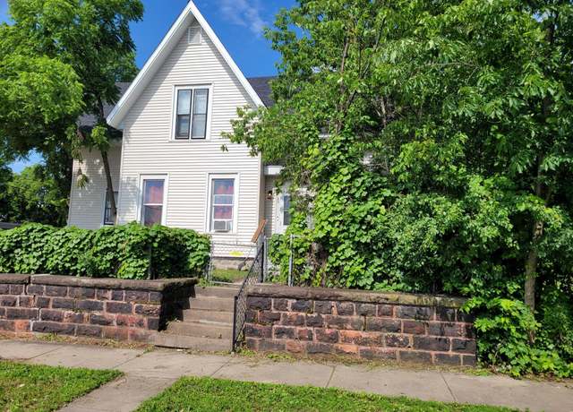 Property at 89 Douglas St, Saint Paul, MN 55102, 4 beds, 2 baths