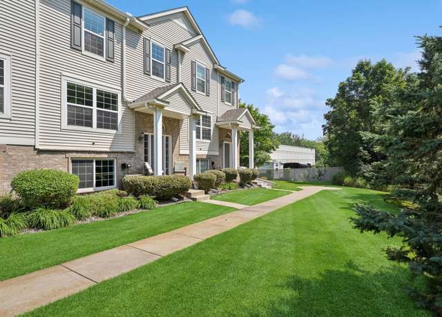 Property at 933 Ledgestone Dr, Mahtomedi, MN 55115, 4 beds, 3 baths