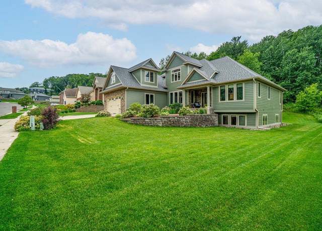 Property at 4616 Oakwood Hills Pkwy, Eau Claire, WI 54701, 4 beds, 5 baths