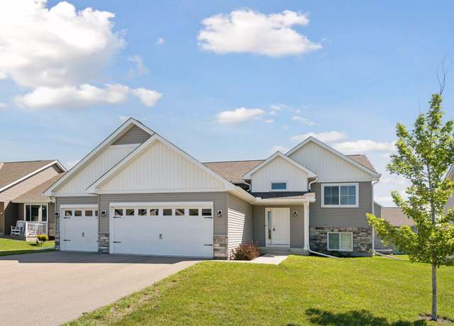 Property at 959 Prestwick Dr, Belle Plaine, MN 56011, 3 beds, 2 baths