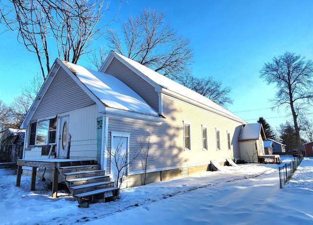 Property at 709 7th St, International Falls, MN 56649, 1 bath