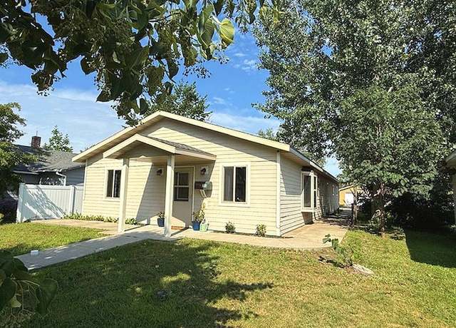 Property at 108 Huntsinger Ave, Park Rapids, MN 56470, 2 beds, 2 baths