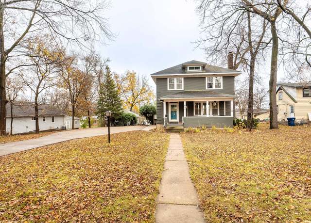 Property at 924 E Mount Faith Ave, Fergus Falls, MN 56537, 4 beds, 2 baths