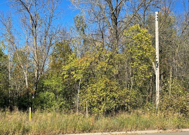 Property at 580 1st St, Milaca, MN 56353