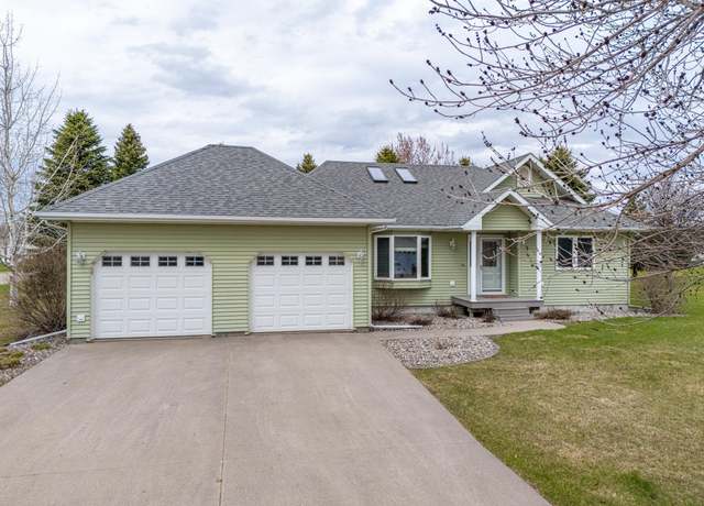 Property at 501 Spruce Ln, Crookston, MN 56716, 4 beds, 2 baths