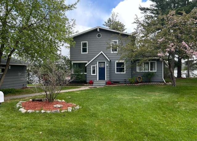 Property at 100 SW 8th Ave, Grand Rapids, MN 55744, 3 beds, 3 baths