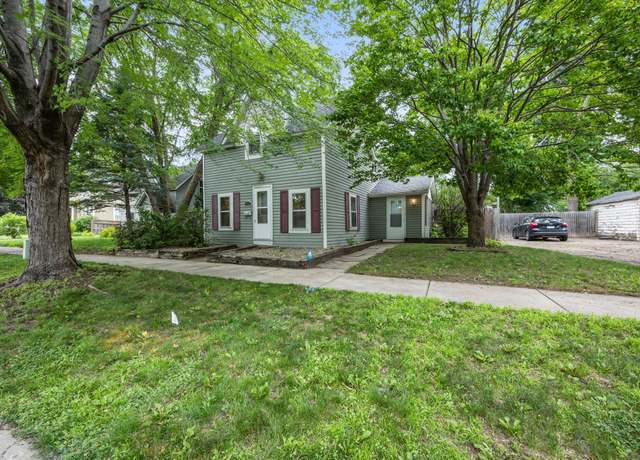 Property at 540 6th St W, Hastings, MN 55033, 2 beds, 2 baths