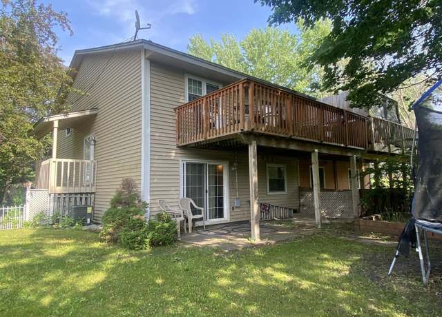 Property at 16917 Grenadier Ave, Lakeville, MN 55044, 3 beds, 2 baths