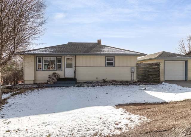 Property at 5131 Cleveland St, Veseli, MN 55046, 3 beds, 1 bath