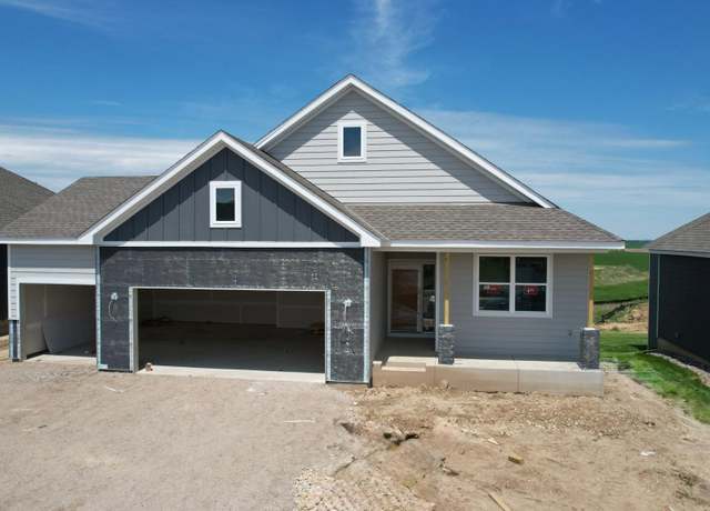Property at 7201 201st St W, Lakeville, MN 55044, 2 beds, 2 baths