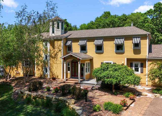Property at 12990 Shannon Pkwy, Rosemount, MN 55068, 4 beds, 5 baths