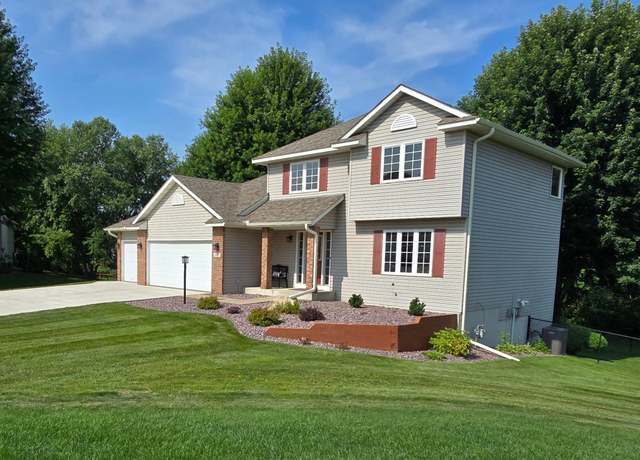 Property at 100 Barkley Cir W, Cannon Falls, MN 55009, 4 beds, 4 baths