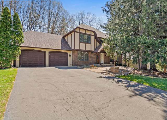 Property at 1337 Kenilworth Dr, Woodbury, MN 55125, 4 beds, 4 baths