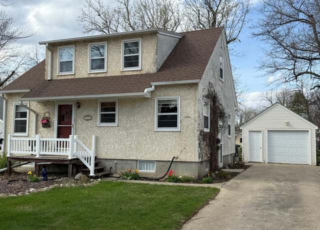 Property at 531 8th Ave, Worthington, MN 56187, 3 beds, 2 baths