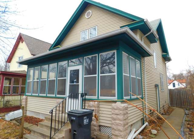 Property at 1067 Fremont Ave, Saint Paul, MN 55106, 3 beds, 1 bath