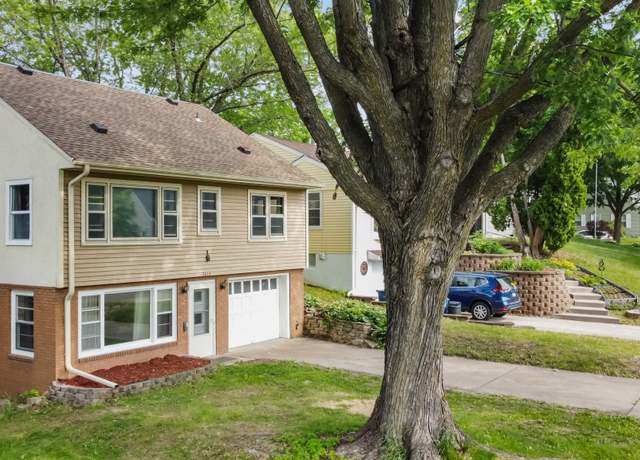 Property at 2613 Meridian Dr, Robbinsdale, MN 55422, 5 beds, 3 baths