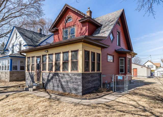 Property at 43 Rose Ave E, Saint Paul, MN 55117, 2 beds, 1 bath