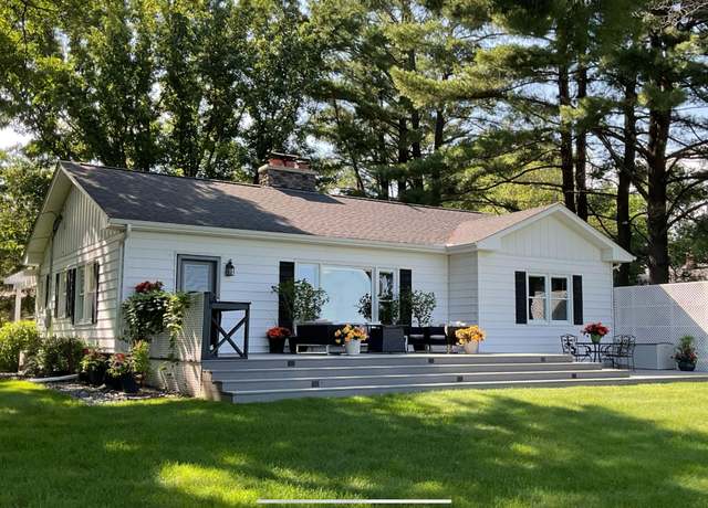 Property at 312 Walnut St, Taylors Falls, MN 55084, 3 beds, 2 baths