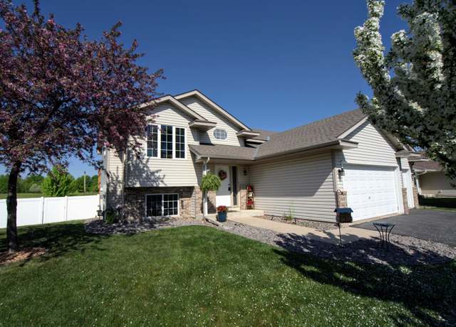 Property at 607 Fairmont Ave N, Montrose, MN 55363, 4 beds, 3 baths