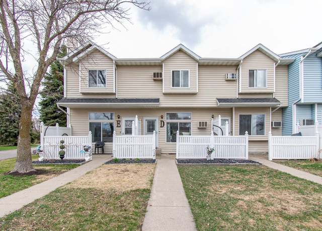 Property at 3709 10th St N Unit D, Fargo, ND 58102, 3 beds, 2 baths