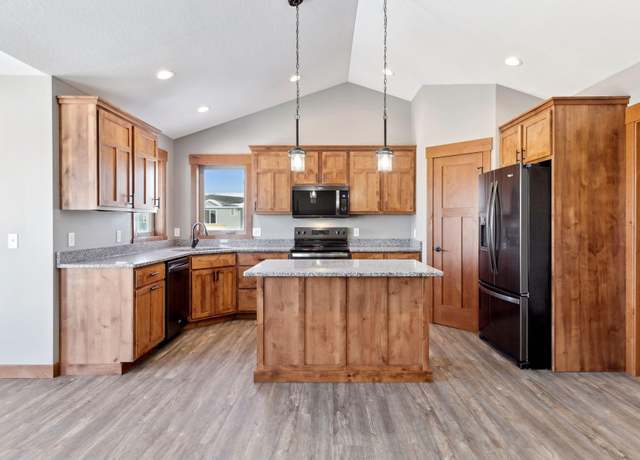 Property at 437 Coyote Way, New Richmond, WI 54017, 2 beds, 2 baths