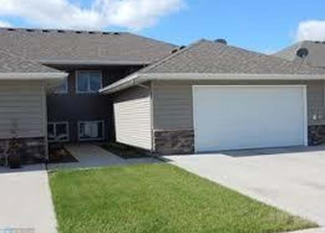 Property at 1568 19th Ave E, Fargo, ND 58078, 3 beds, 2 baths