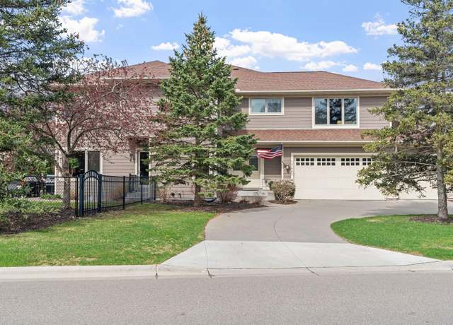 Property at 17403 Sanctuary Dr, Minnetonka, MN 55391, 4 beds, 4 baths