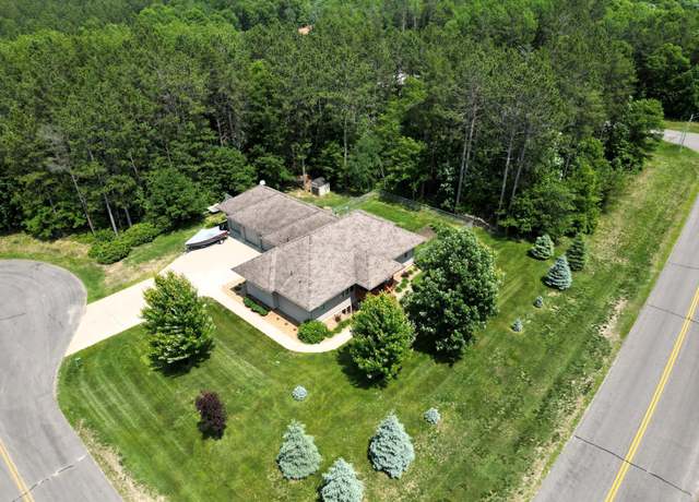 Property at 14450 Blackberry Ct, Baxter, MN 56425, 4 beds, 3 baths