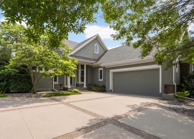 Property at 1540 Waterford Ct, Golden Valley, MN 55422, 3 beds, 3 baths