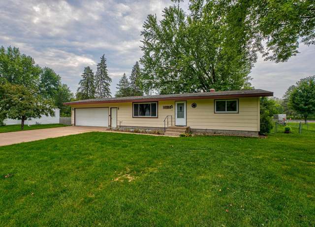 Property at 554 N 2nd St, New Richmond, WI 54017, 2 beds, 1 bath