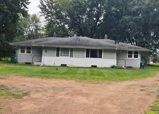Property at 24945 Smithtown Rd, Excelsior, MN 55331, 4 beds, 2 baths