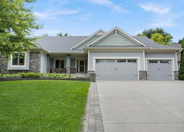 Property at 2073 Valley Creek Ln, Shakopee, MN 55379, 4 beds, 4 baths