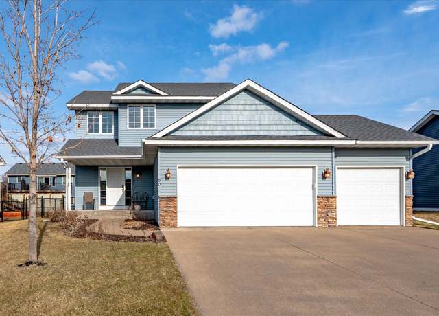 Property at 50 Meadowlark Dr, Hudson, WI 54016, 3 beds, 4 baths