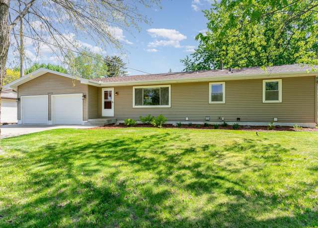 Property at 16510 Gannon Ave W, Lakeville, MN 55068, 4 beds, 2 baths
