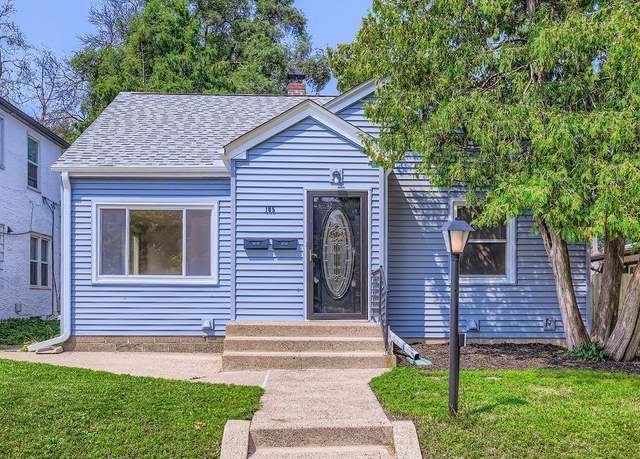 Property at 105 10th Ave N, South Saint Paul, MN 55075, 3 beds, 2 baths