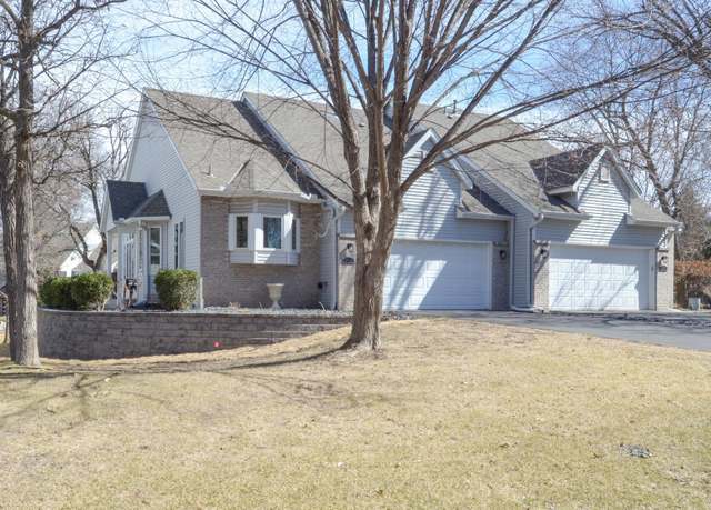 Property at 9565 Juniper St NW, Coon Rapids, MN 55433, 2 beds, 2 baths