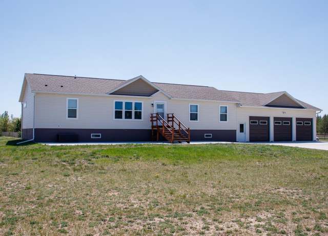 Property at 15743 County Road 31, Menahga, MN 56464, 3 beds, 3 baths