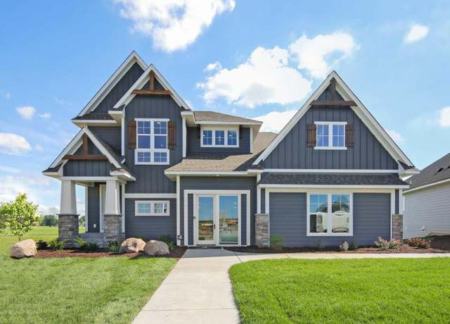 Property at 10833 38th Trl N, Lake Elmo, MN 55042, 4 beds, 4 baths